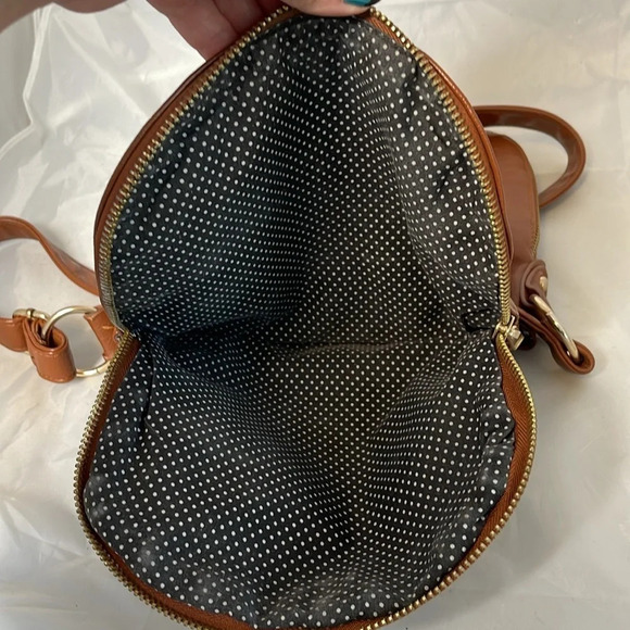 DLG Cognac Brown Faux Leather Saddle Bag Crossbody Purse Adjustable Strap Zips - Picture 9 of 13